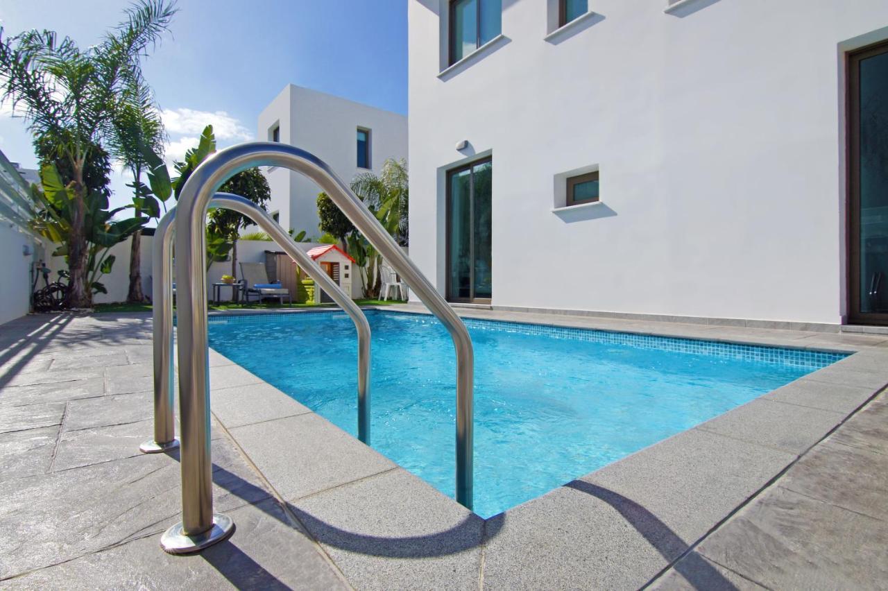 Villa Levandini Protaras Exterior photo